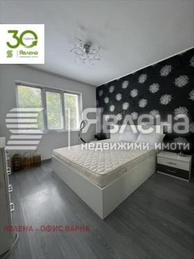 2 Schlafzimmer Asparuhowo, Warna 1