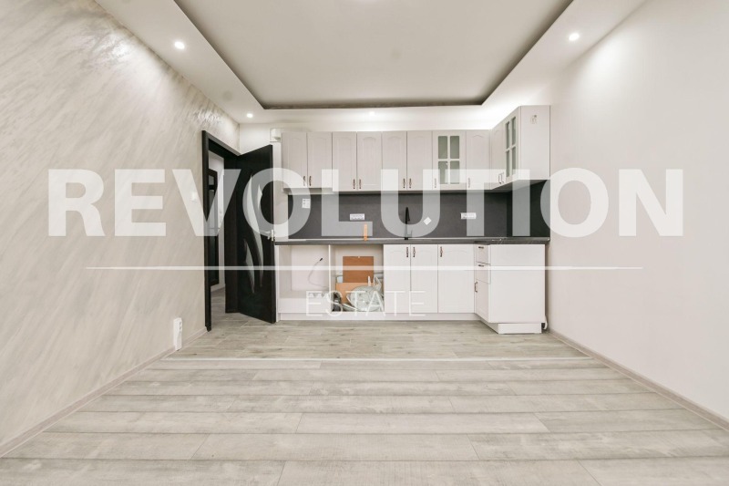 Продава 3-СТАЕН, гр. София, Обеля 2