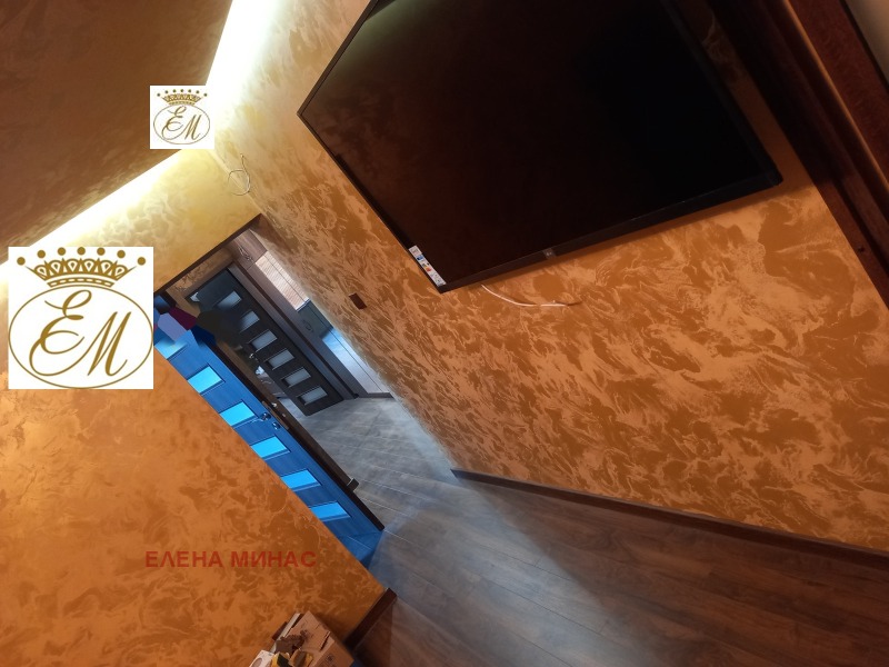 Продава 4-СТАЕН, гр. Шумен, Пазара, снимка 2 - Апартаменти - 52451607