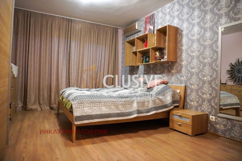 À venda  Casa Plovdiv , Komatevo , 361 m² | 49683311 - imagem [12]