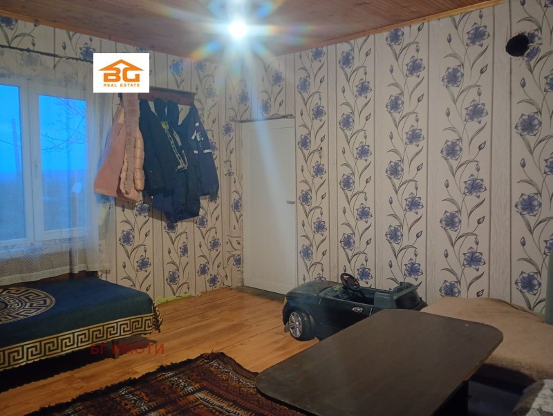 Продава КЪЩА, гр. Вълчи дол, област Варна, снимка 3 - Къщи - 53239920