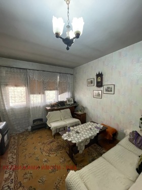 1 quarto Gorna Oriahovica, região Veliko Tarnovo 8