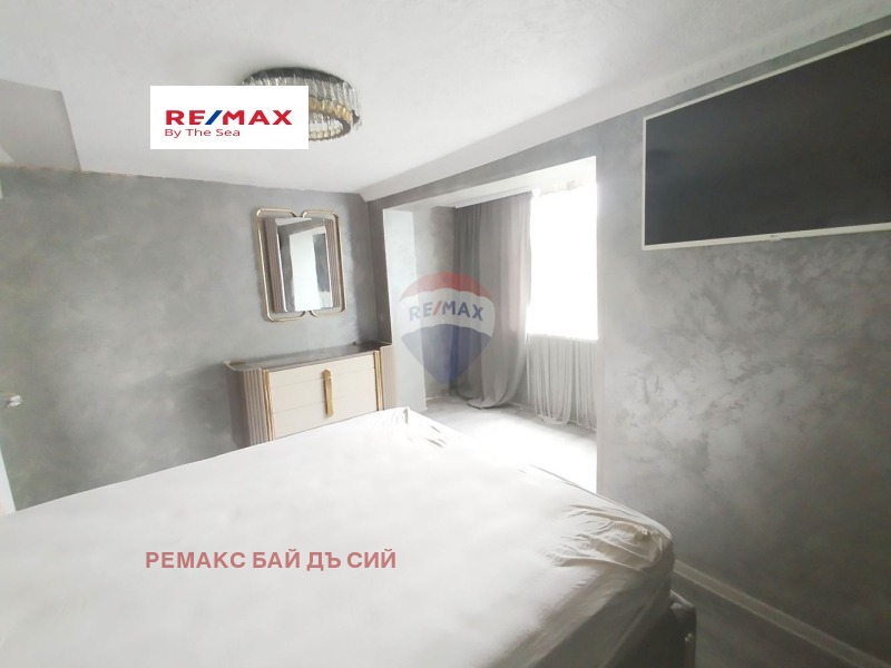 Na sprzedaż  Dom Warna , m-t Perczemlijata , 207 mkw | 95505472 - obraz [13]