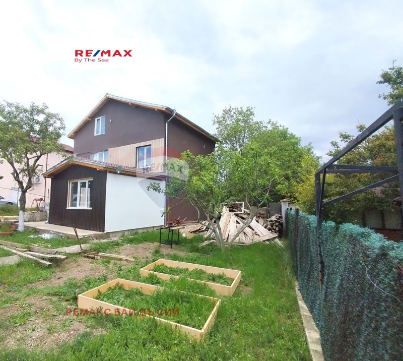 Na sprzedaż  Dom Warna , m-t Perczemlijata , 207 mkw | 95505472
