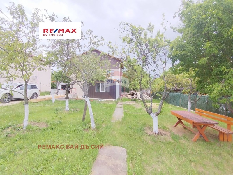 Na sprzedaż  Dom Warna , m-t Perczemlijata , 207 mkw | 95505472 - obraz [2]