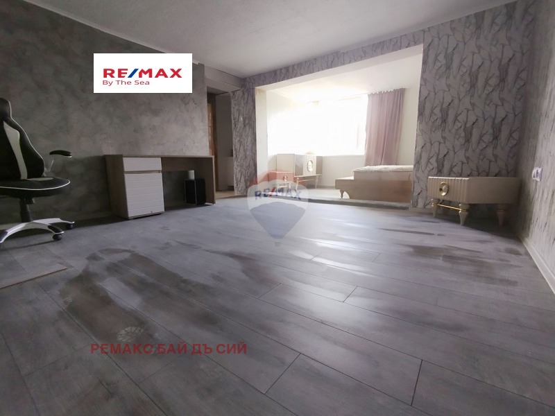 Na sprzedaż  Dom Warna , m-t Perczemlijata , 207 mkw | 95505472 - obraz [9]
