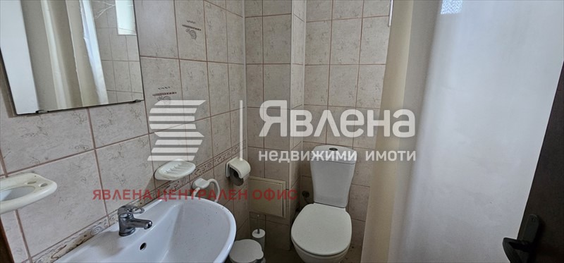 Продава ХОТЕЛ, с. Камен бряг, област Добрич, снимка 8 - Хотели - 56133804
