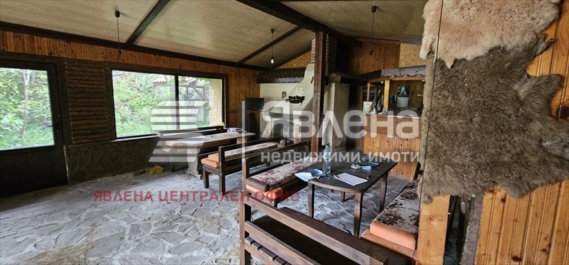 Продава ХОТЕЛ, с. Камен бряг, област Добрич, снимка 10 - Хотели - 56133804