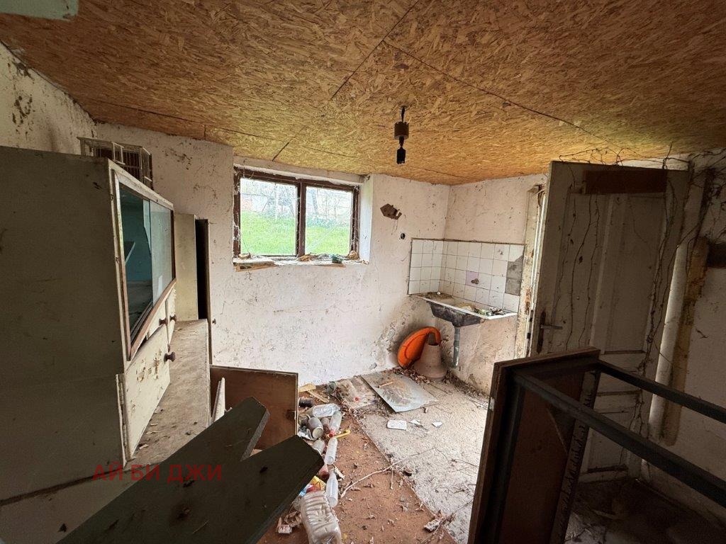 Продава КЪЩА, с. Червена вода, област Русе, снимка 12 - Къщи - 54232346