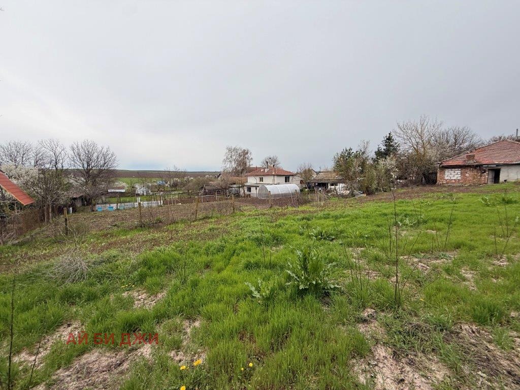 Продава КЪЩА, с. Червена вода, област Русе, снимка 4 - Къщи - 54232346