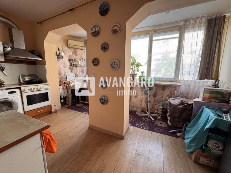 Продава  3-стаен град Варна , Център , 87 кв.м | 76965337 - изображение [6]