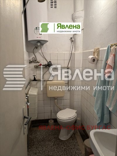 En venta  2 dormitorios Burgas , Tsentar , 77 metros cuadrados | 70485432 - imagen [12]