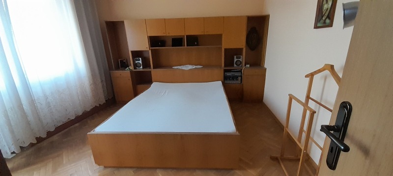 Продава 3-СТАЕН, гр. Плевен, Идеален център, снимка 10 - Апартаменти - 53073175