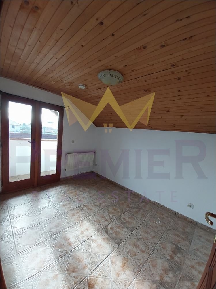 Продава КЪЩА, с. Приселци, област Варна, снимка 8 - Къщи - 52649079