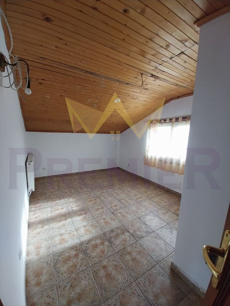 Продава КЪЩА, с. Приселци, област Варна, снимка 5 - Къщи - 52649079