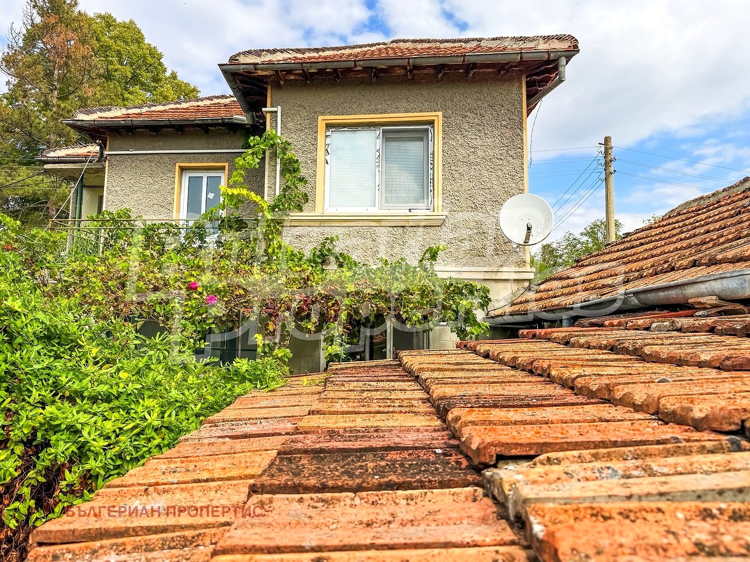 Продава КЪЩА, с. Овчага, област Варна