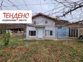 Продажба на имоти в с. Гняздово, област Кърджали - изображение 2 
