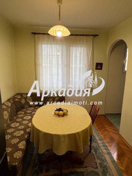 Myytävänä  2 makuuhuonetta Plovdiv , Vastanitšeski , 81 neliömetriä | 80431929 - kuva [5]