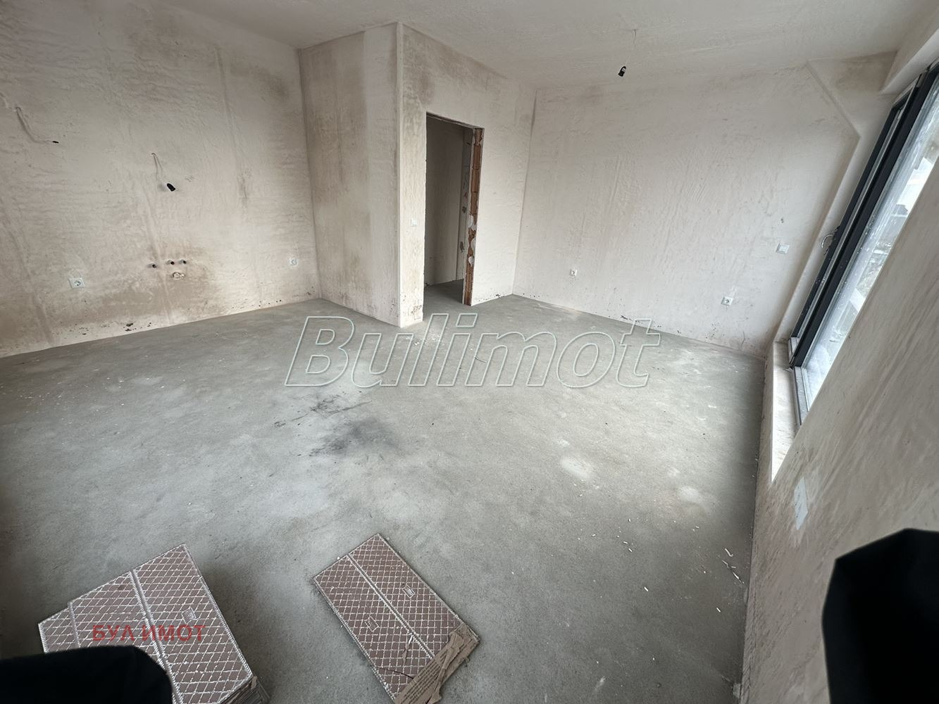 Продава 3-СТАЕН, гр. Варна, Бриз, снимка 2 - Апартаменти - 45755202