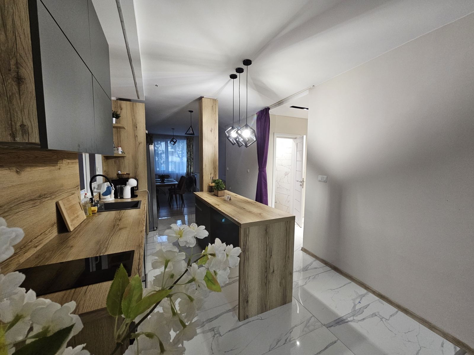 Продава 4-СТАЕН, гр. Варна, Център, снимка 2 - Апартаменти - 56322208