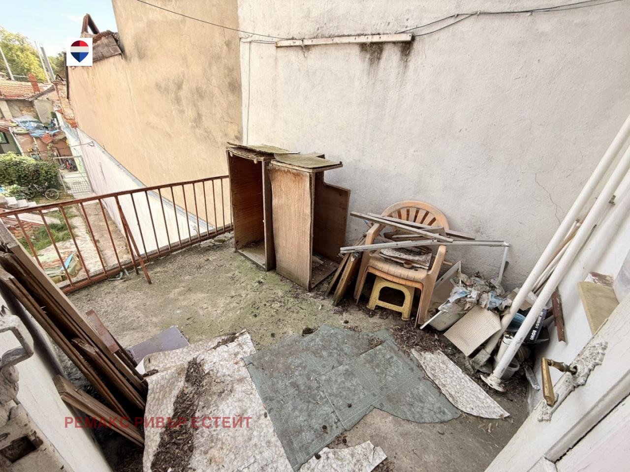 Продава ЕТАЖ ОТ КЪЩА, гр. Русе, Център, снимка 3 - Етаж от къща - 56198052