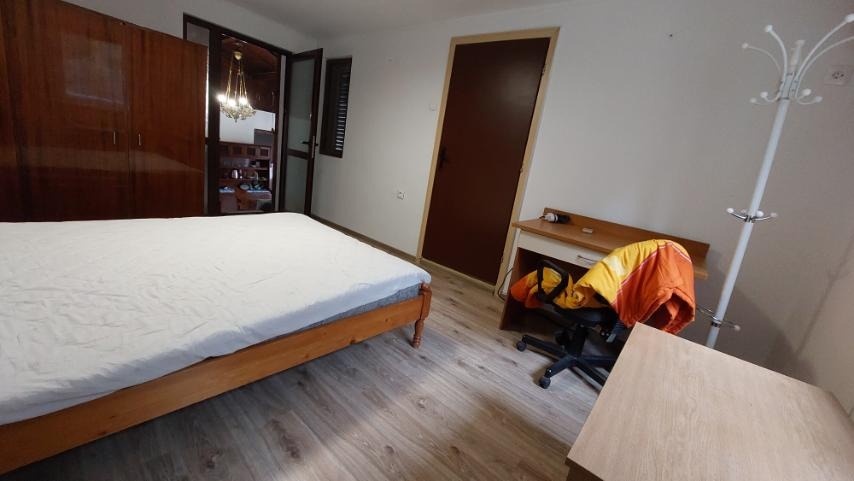 Продава КЪЩА, гр. Балчик, област Добрич, снимка 16 - Къщи - 53655573