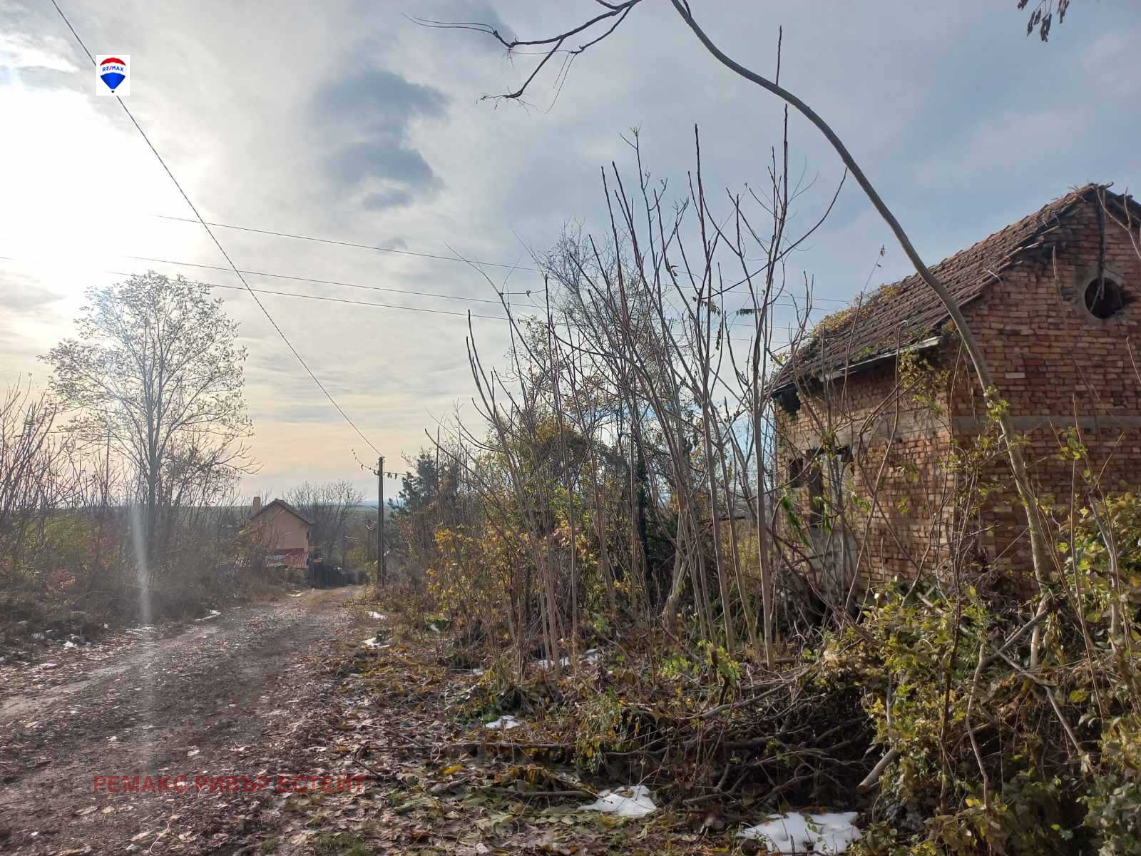 Продава ВИЛА, гр. Русе, в.з. Левента, снимка 2 - Вили - 43478155