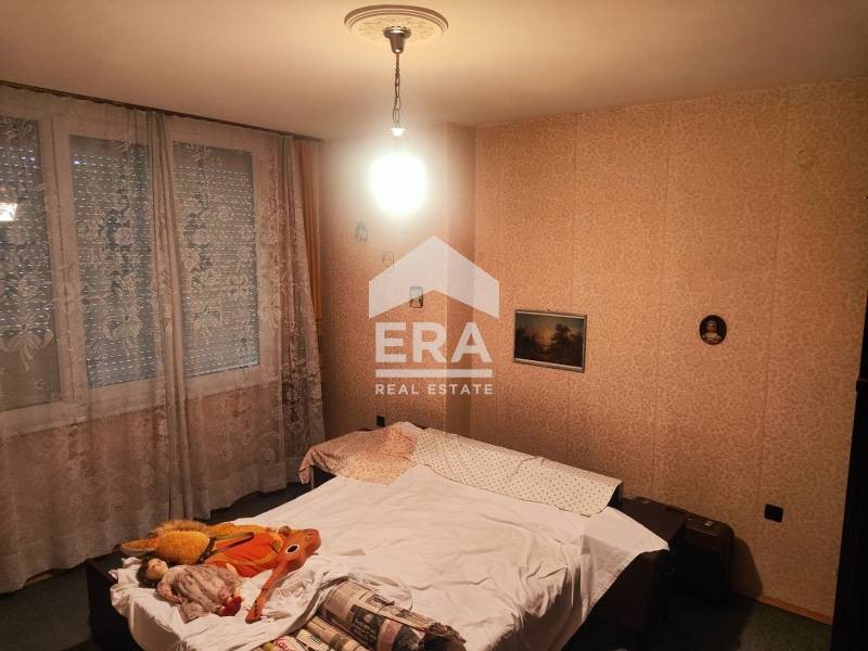 Продава  2-стаен град Ямбол , Зорница , 73 кв.м | 37599527 - изображение [5]