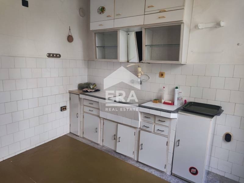 Продава  2-стаен град Ямбол , Зорница , 73 кв.м | 37599527