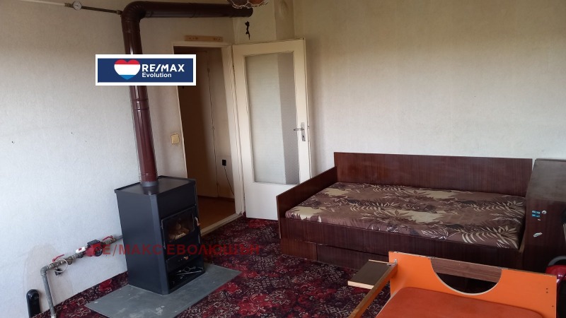 De vânzare  1 dormitor Razgrad , Abitrus , 59 mp | 46079350