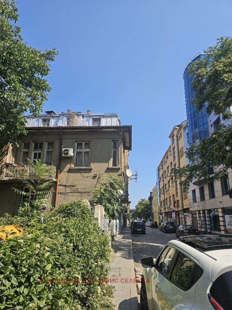 Продава  3-стаен град София , Център , 76 кв.м | 24253297