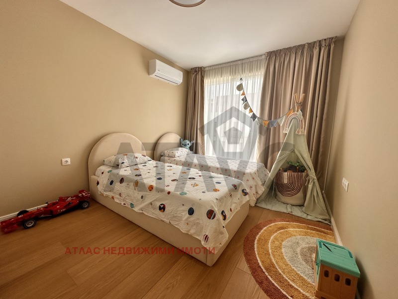 Продава  3-стаен град Пловдив , Остромила , 100 кв.м | 48987092 - изображение [8]