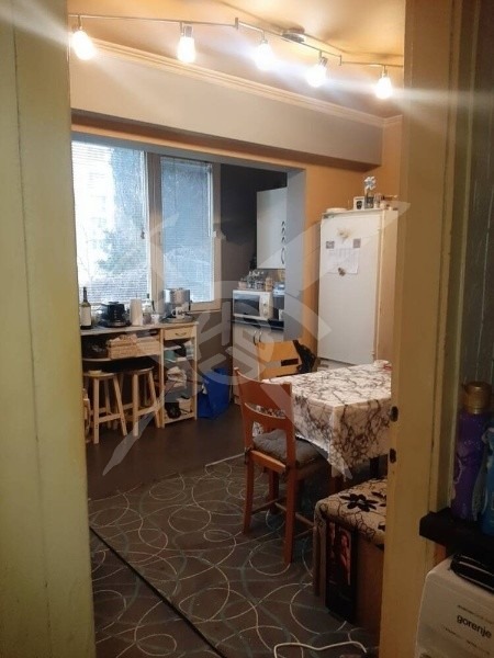 Продава 3-СТАЕН, гр. Бургас, Славейков, снимка 2 - Апартаменти - 53604342