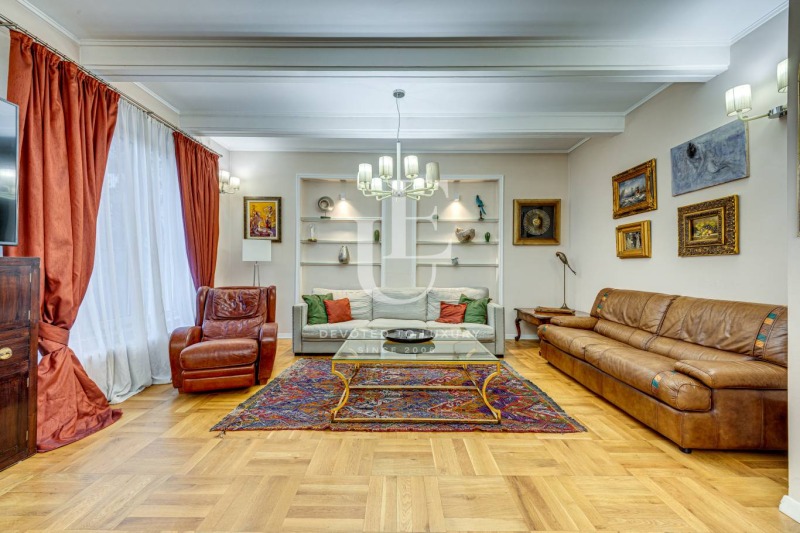 Продава 4-СТАЕН, гр. София, Докторски паметник