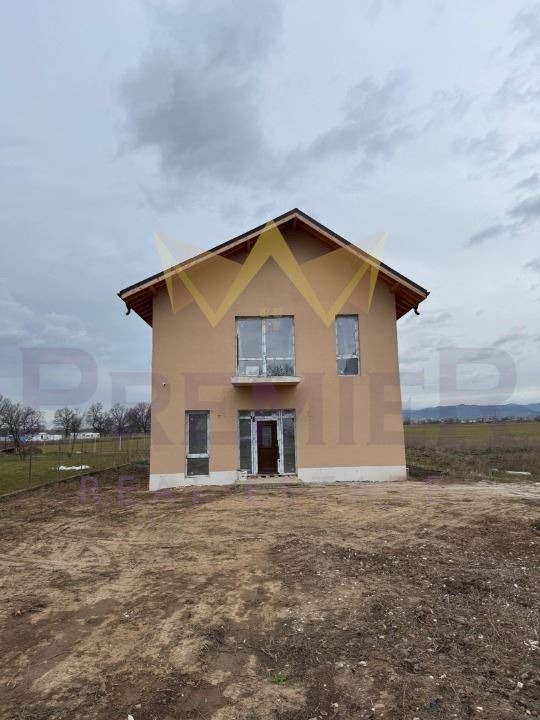 Продава КЪЩА, гр. София, с. Негован, снимка 13 - Къщи - 53150783