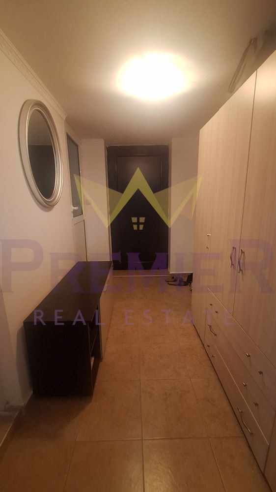 Продава КЪЩА, гр. Провадия, област Варна, снимка 9 - Къщи - 53721648