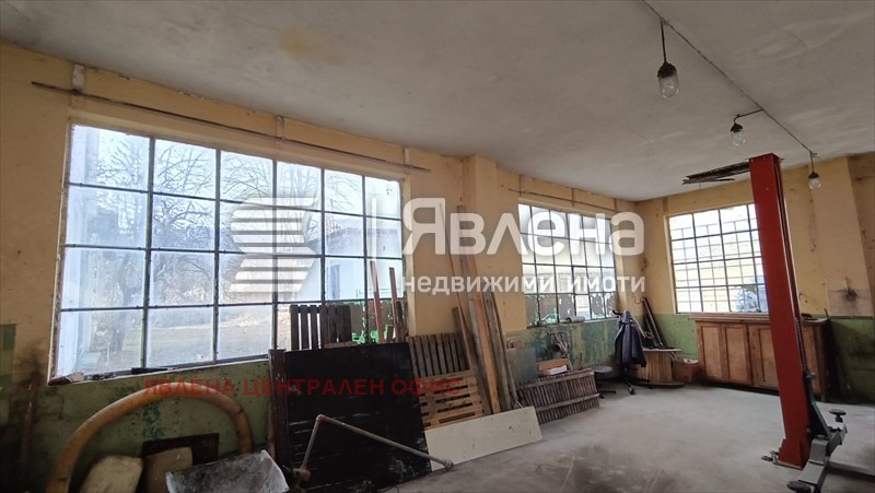 Продава ПРОМ. ПОМЕЩЕНИЕ, гр. Етрополе, област София област, снимка 8 - Производствени сгради - 53329759