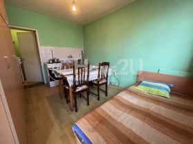 1 yatak odası Kolhozen pazar, Varna 1