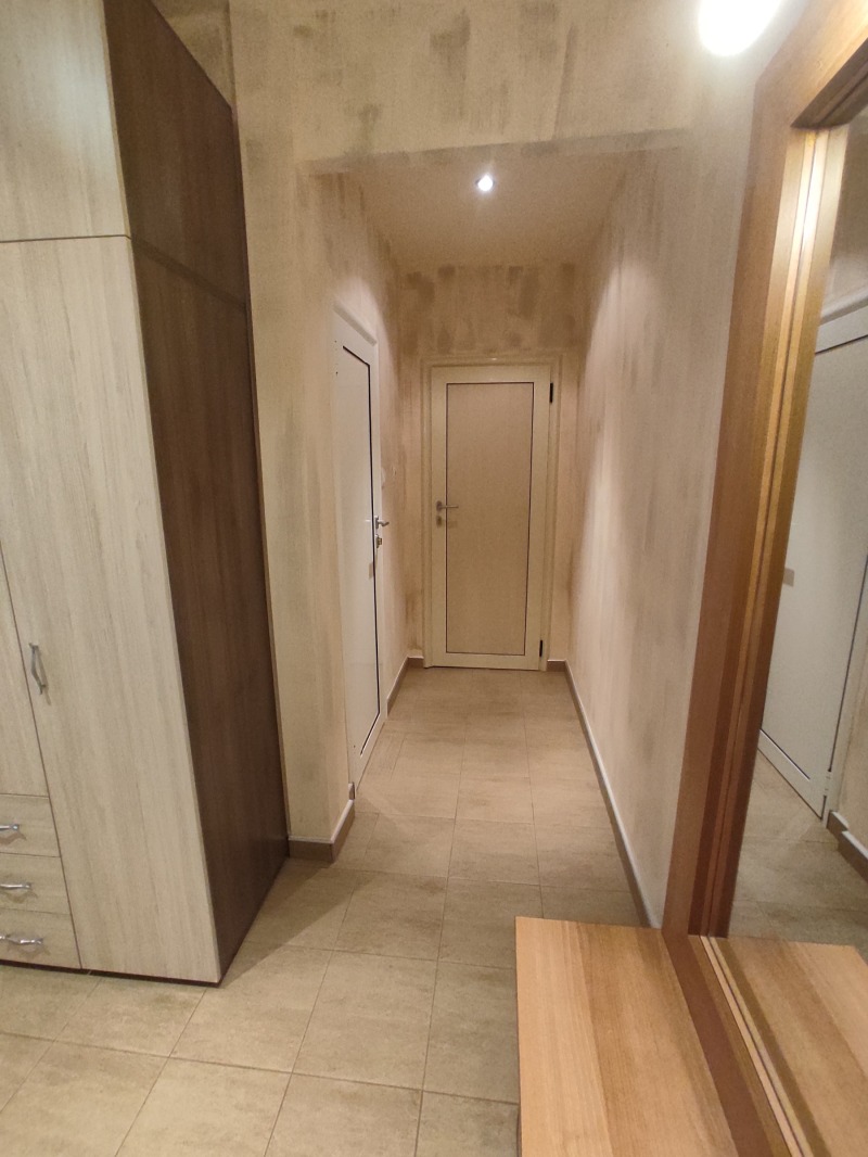 Продава  1-стаен град Перник , Изток , 46 кв.м | 48463569 - изображение [8]