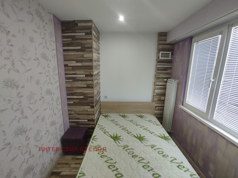 Продава  1-стаен град Перник , Изток , 46 кв.м | 48463569