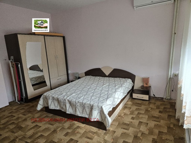 Продава  2-стаен област Велико Търново , гр. Горна Оряховица , 54 кв.м | 67812349