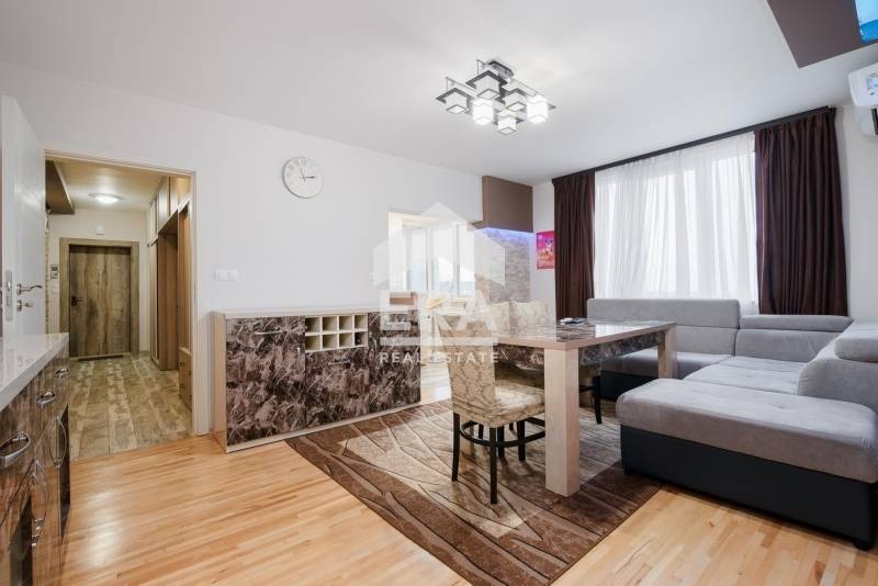 Продава 3-СТАЕН, гр. София, Младост 1