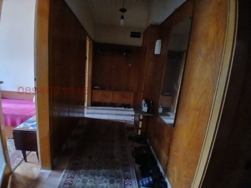 Продава 4-СТАЕН, гр. Търговище, Запад 1, снимка 6 - Апартаменти - 52779335