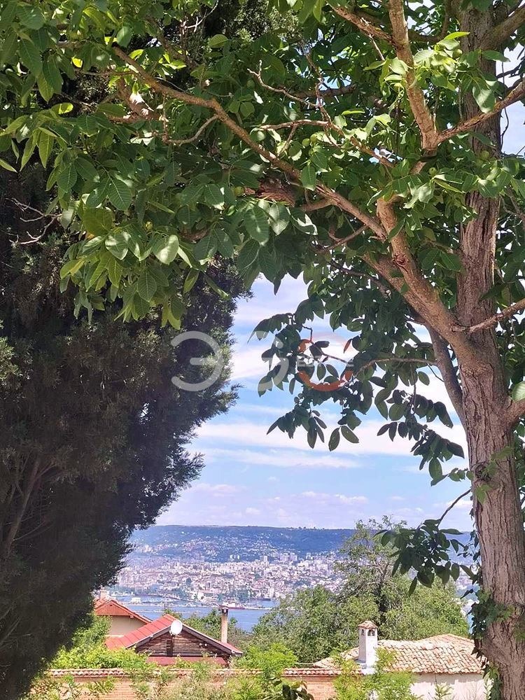Продава ПАРЦЕЛ, гр. Варна, м-т Зеленика