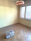 Продава 4-СТАЕН, гр. Варна, Център, снимка 2