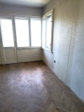 Продава 4-СТАЕН, гр. Варна, Център, снимка 3