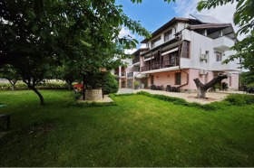 Hotelli Kavarna, Dobrichin alue