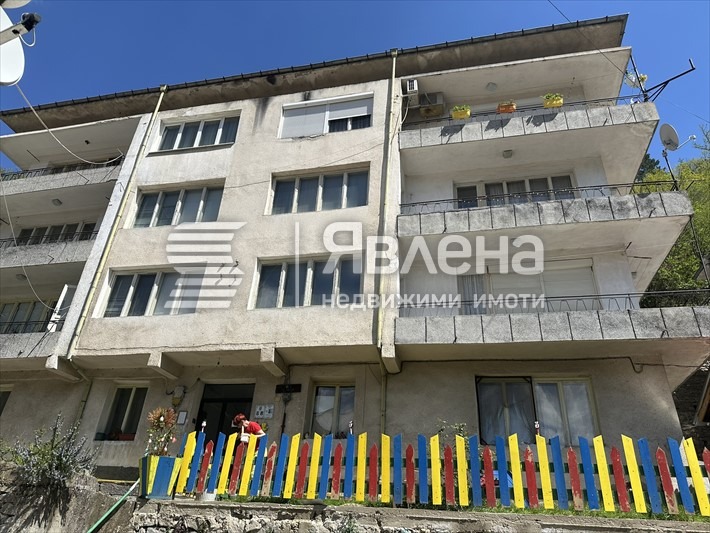 Na prodej  3+ ložnice oblast Plovdiv , Narečenski bani , 155 m2 | 92672488