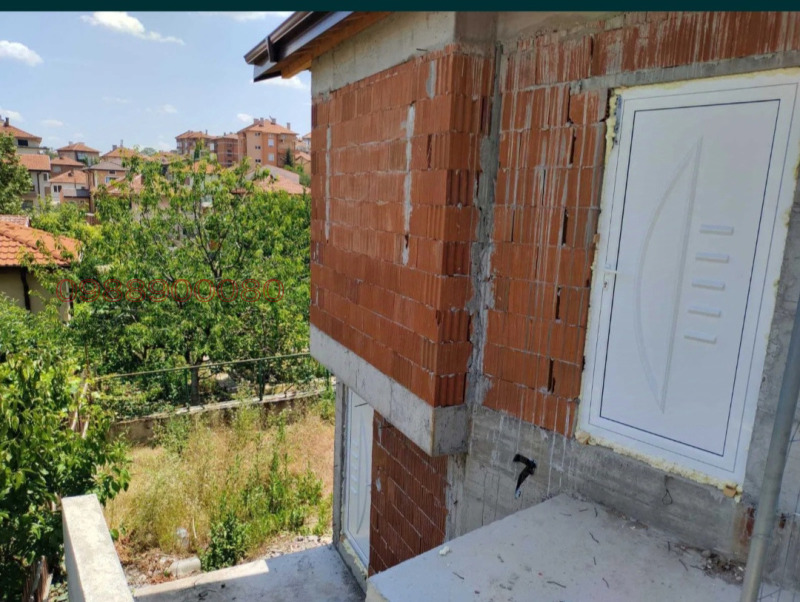 Продава КЪЩА, гр. Хасково, Тракийски, снимка 3 - Къщи - 52787505