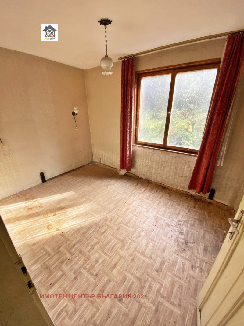 Продава КЪЩА, с. Студена, област Перник, снимка 7 - Къщи - 53006472